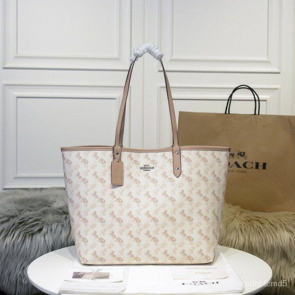 Coach Signature City Tote Bag With OG Box & Dust Bag