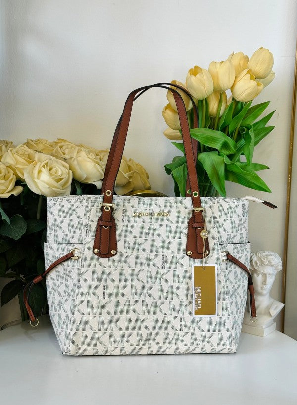 Michael Kors MK Voyager Tote Bag With Side Pocket & Dust Bag