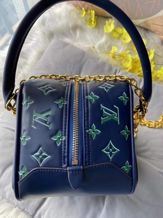 Louis Vuitton LV Limited Edition 2025 New Square Bag With Dust Bag