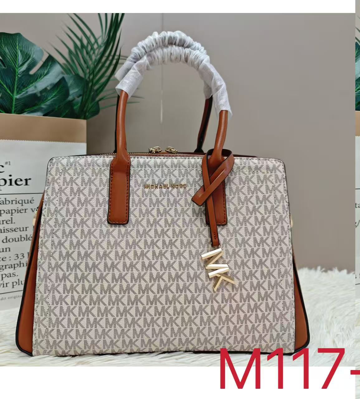 MICHAEL KORS LAILA SATCHEL BAG