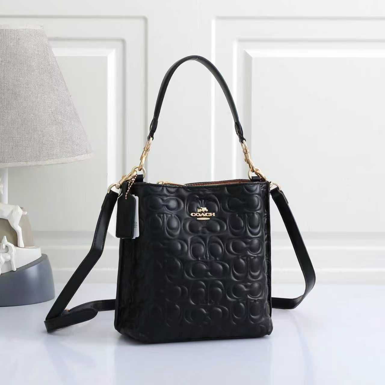 Coach Willow Emboss Bucket Bag