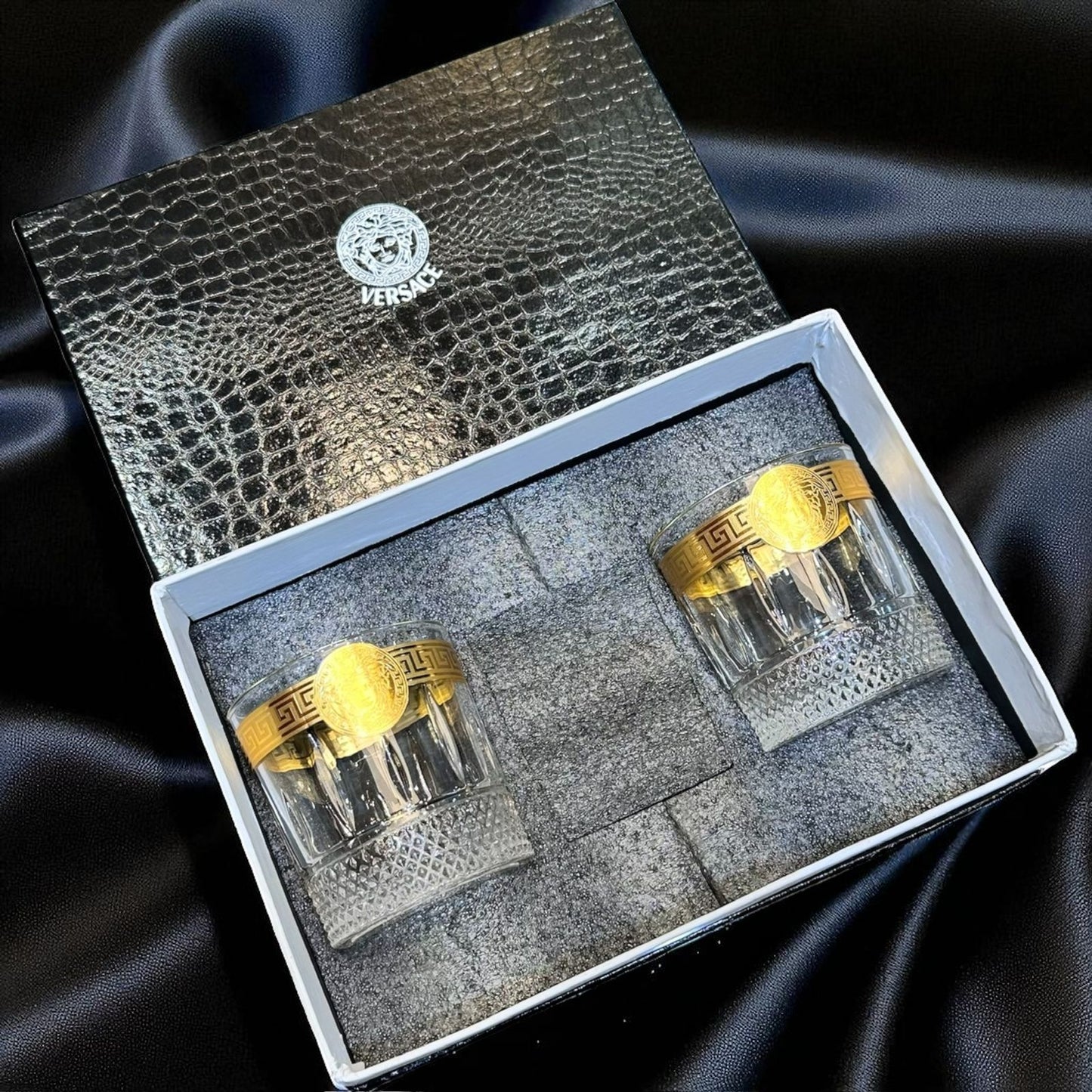 EXCLUSIVE VERSACE WHISKEY GLASS