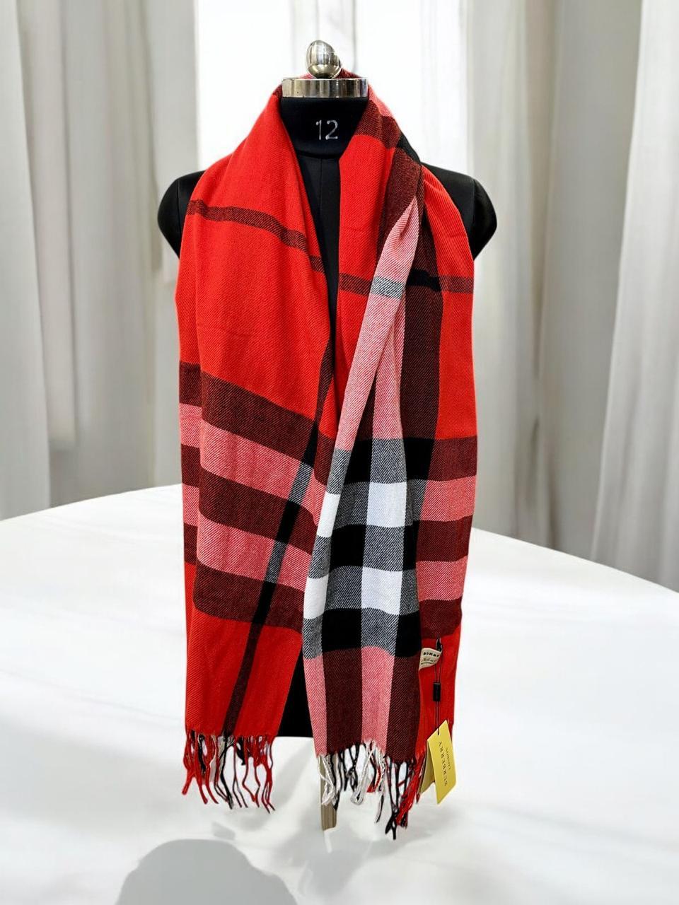 Burberry Woolen Check Muffler/Stole