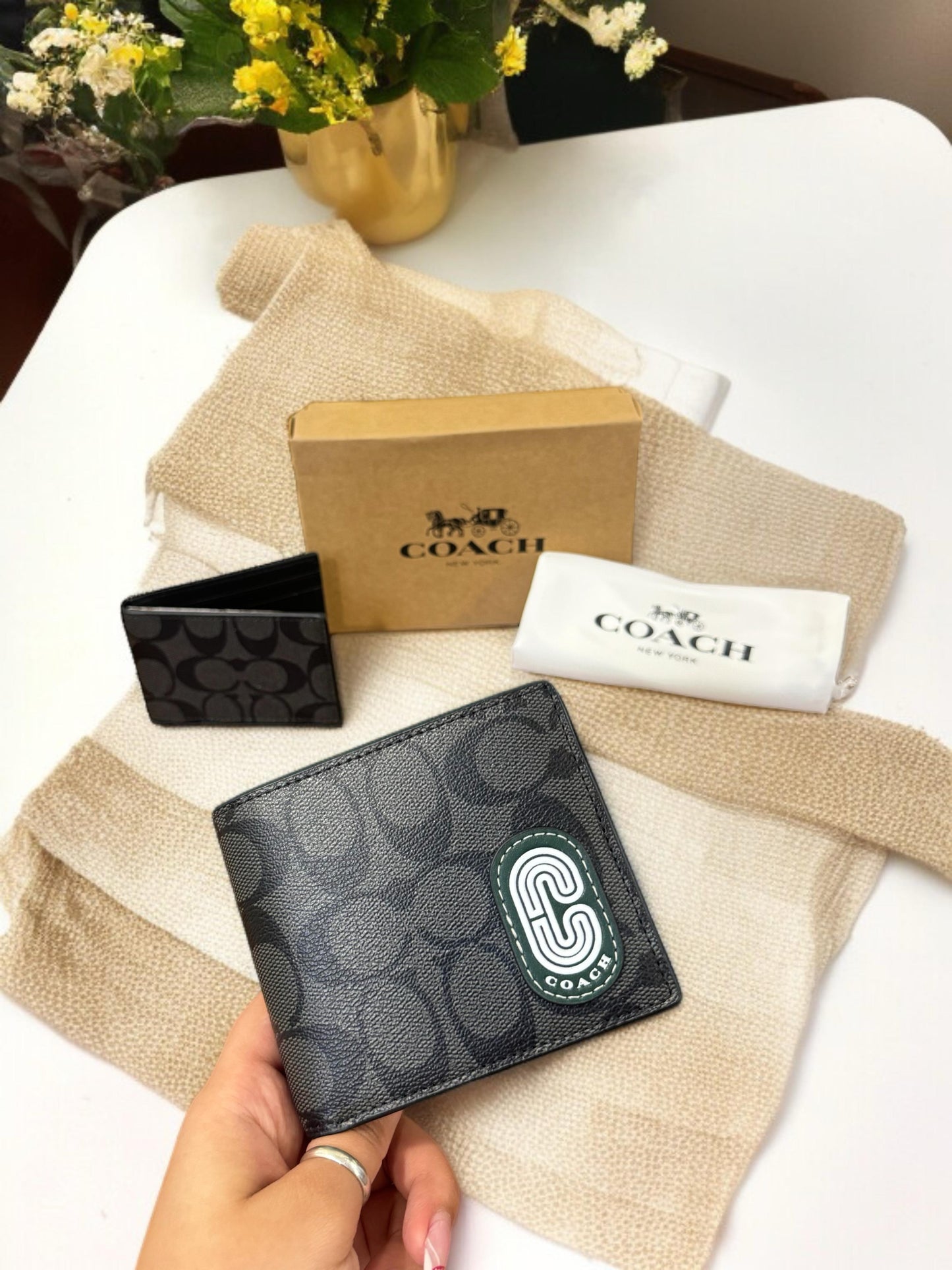 COACH WALLET CARD HOLDER