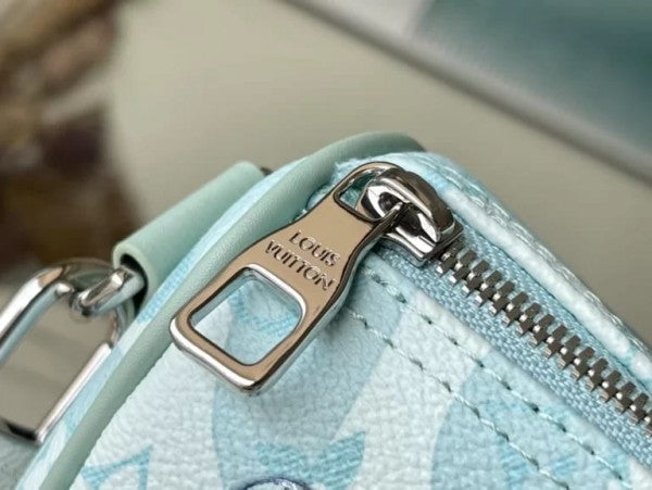 Louis Vuitton Keepall Bandouliere 25 Monogram Speedy & Dust Bag