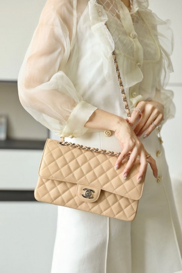 Chanel Classic Jumbo Flap Shoulder Bag With OG Box & Dust Bag