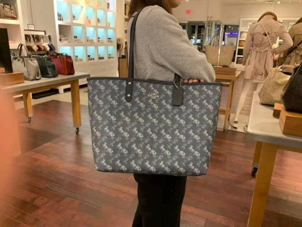 Coach Signature City Tote Bag With OG Box & Dust Bag