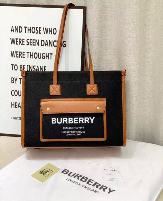 Burberry Horseferry London Tote Bag With Dust Bag