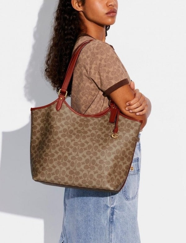 Coach Day Tote With Removable Pouch & Dust Bag