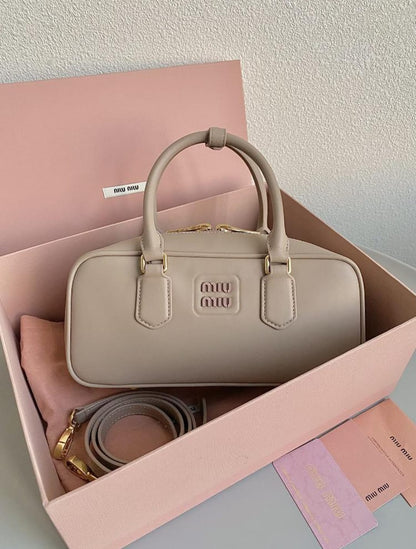 MIU MIU ARCADIE