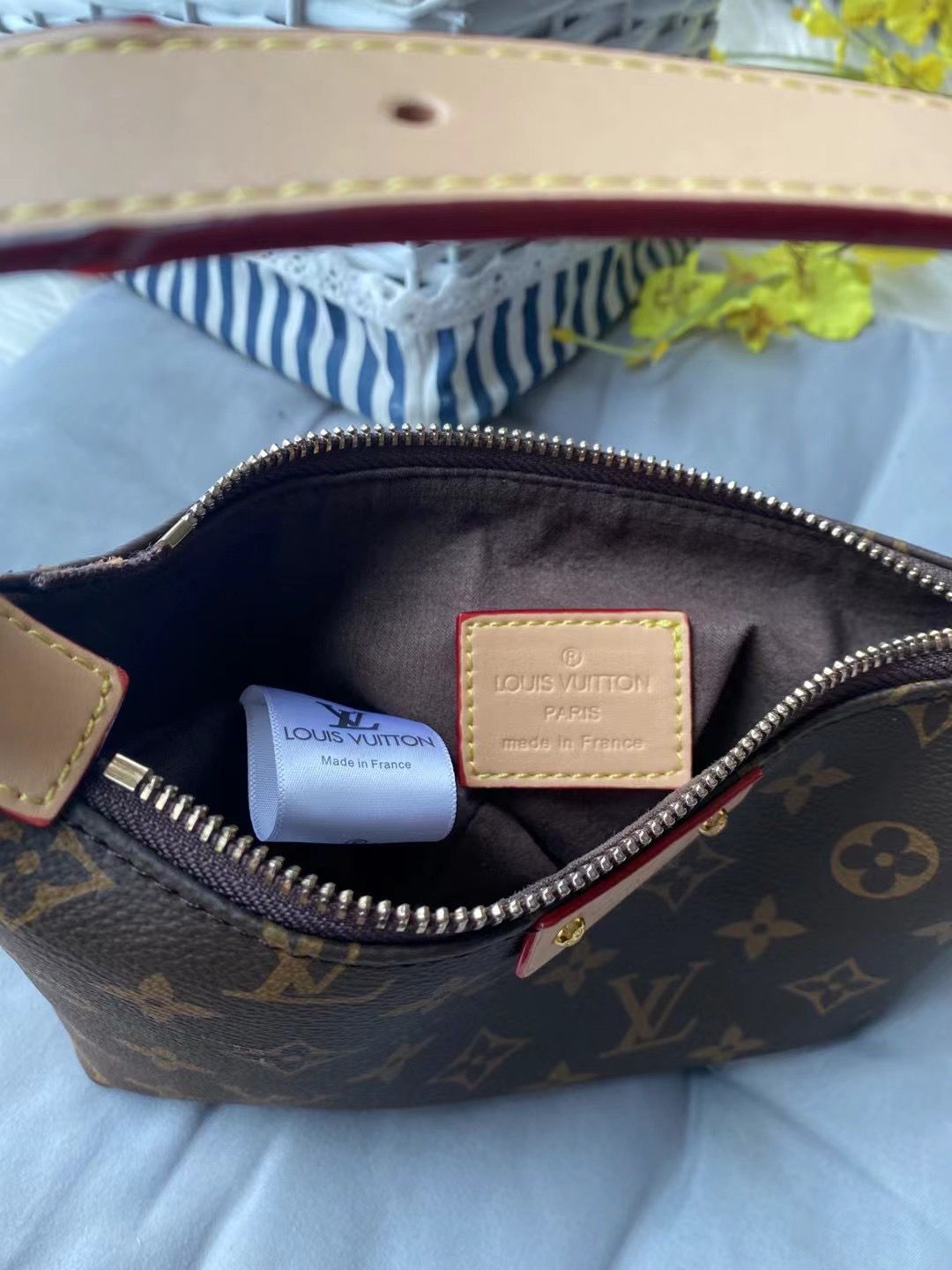 Louis Vuitton Hills Pochette Signature Denim And Signature