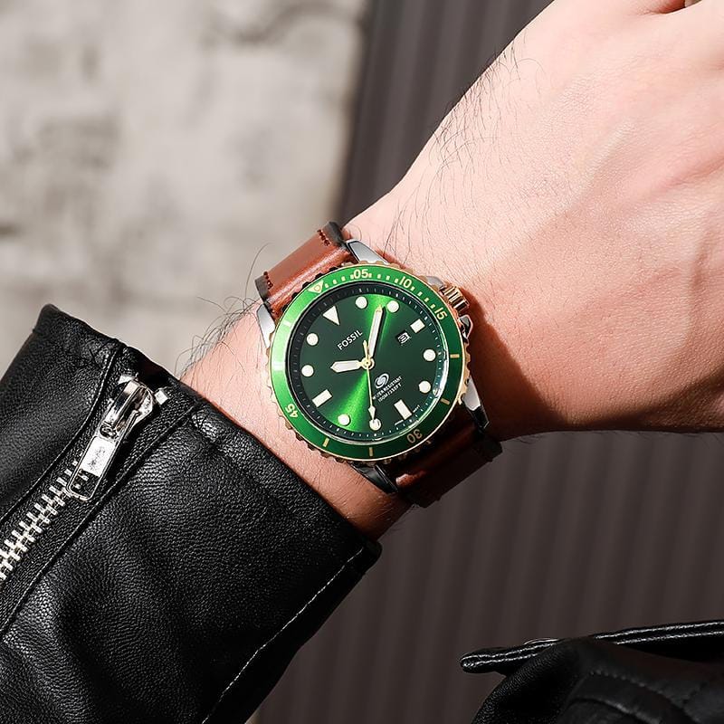 Fossil Dive Collection fitted with Powerful Night Radium - LABLEWHORE.COM