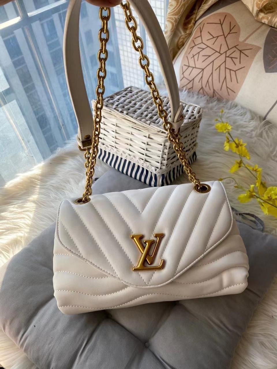 LATEST EDITION LOUIS VUITTON WAVE BAG