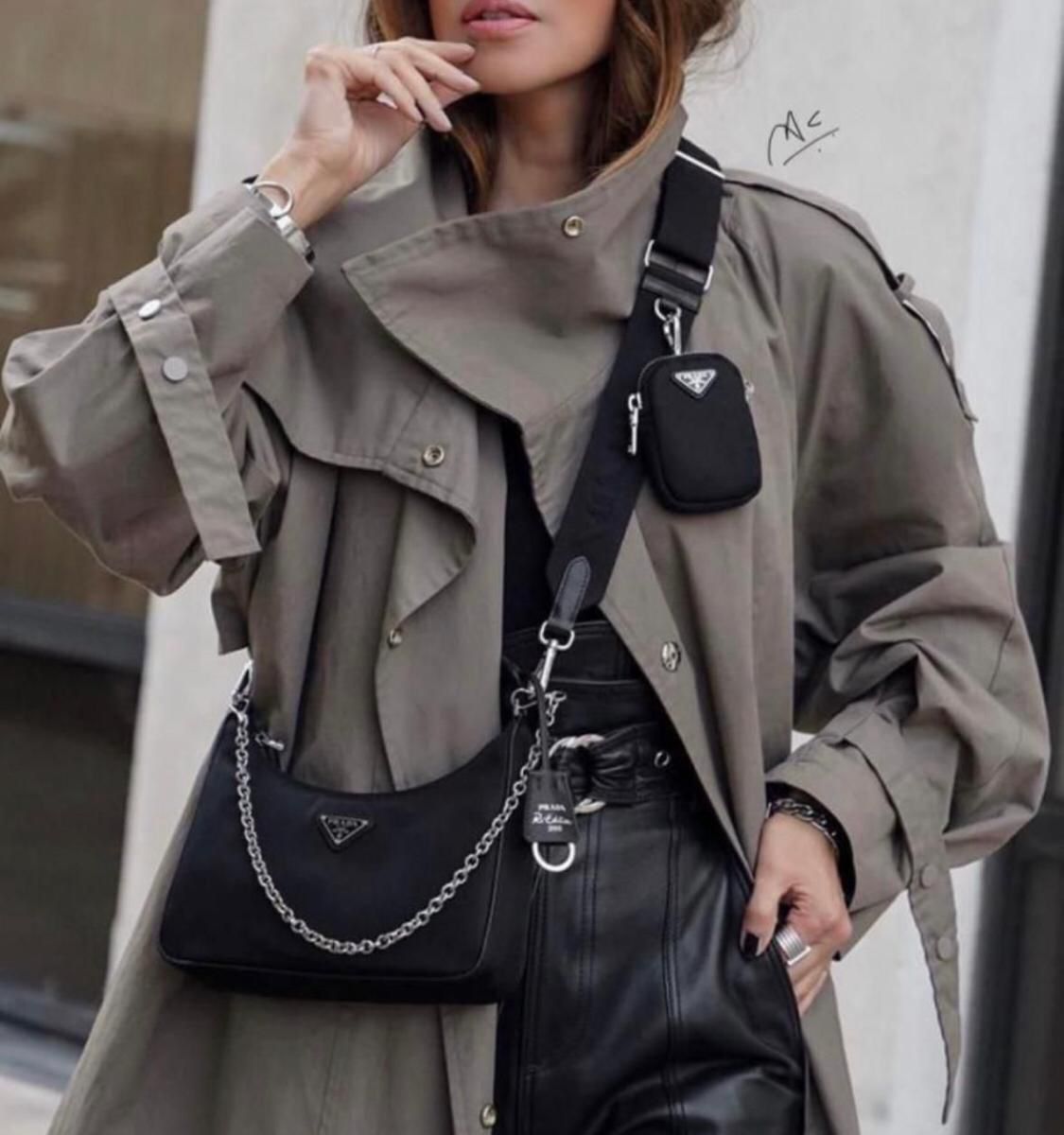 Prada Re-Edition Black