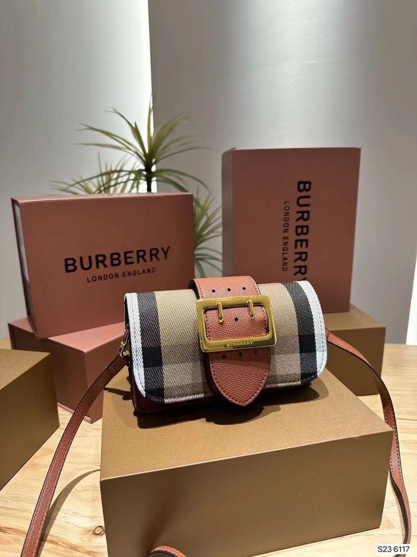 BURBERRY SMALL BUCKLE CROSSBODY