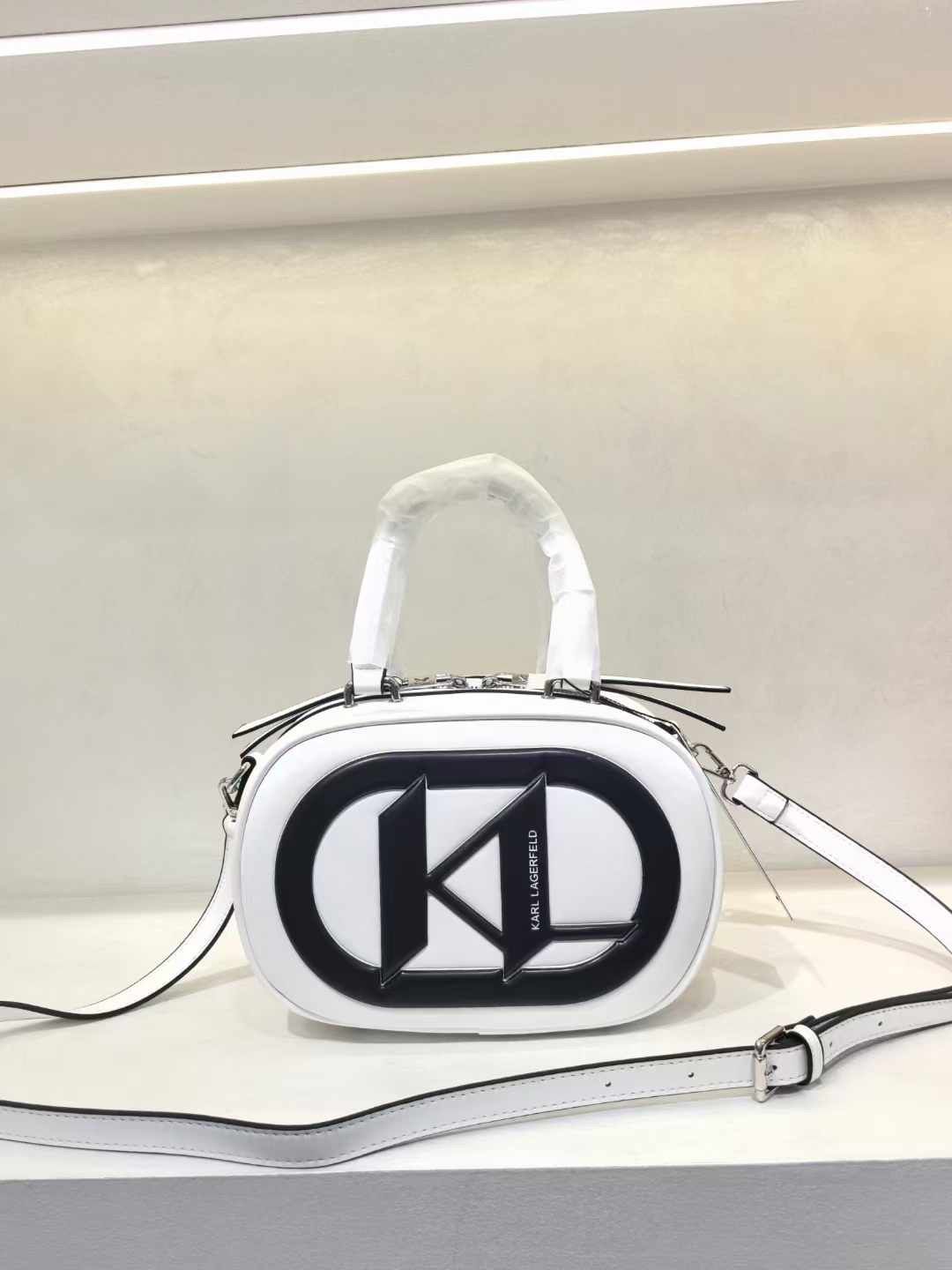 KARL LAGERFELD TEXTURED DETAILED TOP HANDLE CROSSBODY BAG