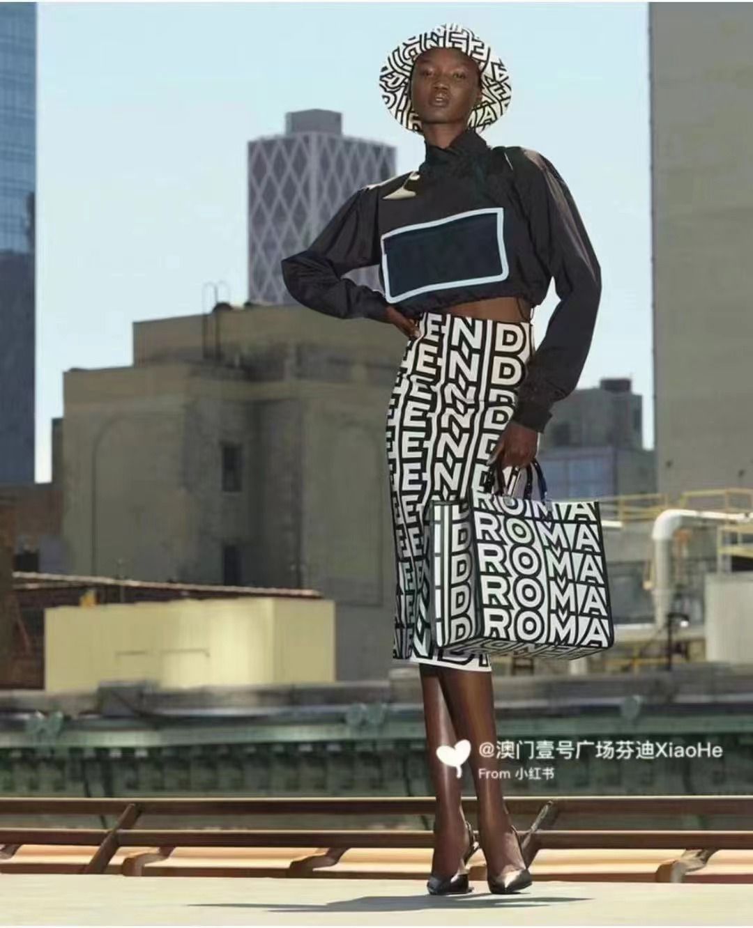 FENDI ROMA SUNSHINE TOTE BAG