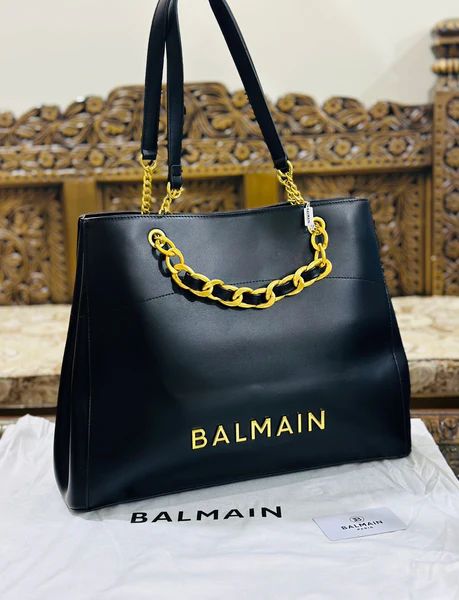 BALMAIN CHAIN EMBELLISHED PLAIN LEATHER TOTE BAGS