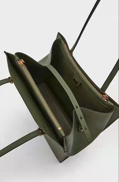 CHARLES N KEITH SANSA MULTI POCKET TOTE BAG