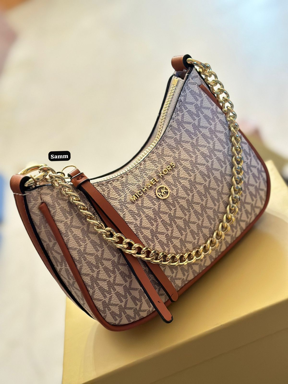 Michael kors  Jetset charm