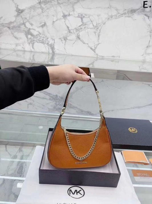 MICHAEL KORS PIPER SHOULDER BAG