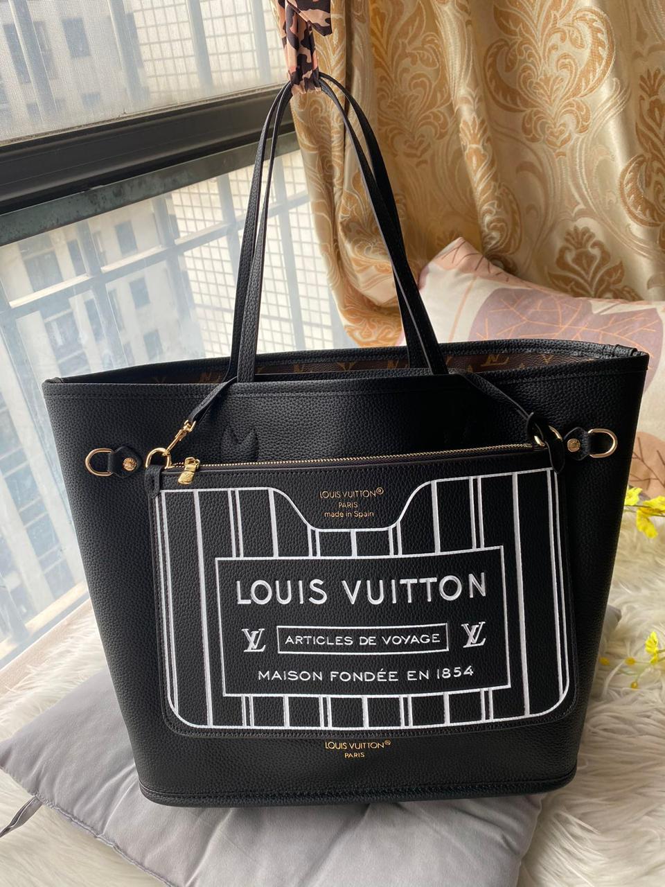 LOUIS VUITTON NEVERFULL INSIDE OUT TOTE BAG