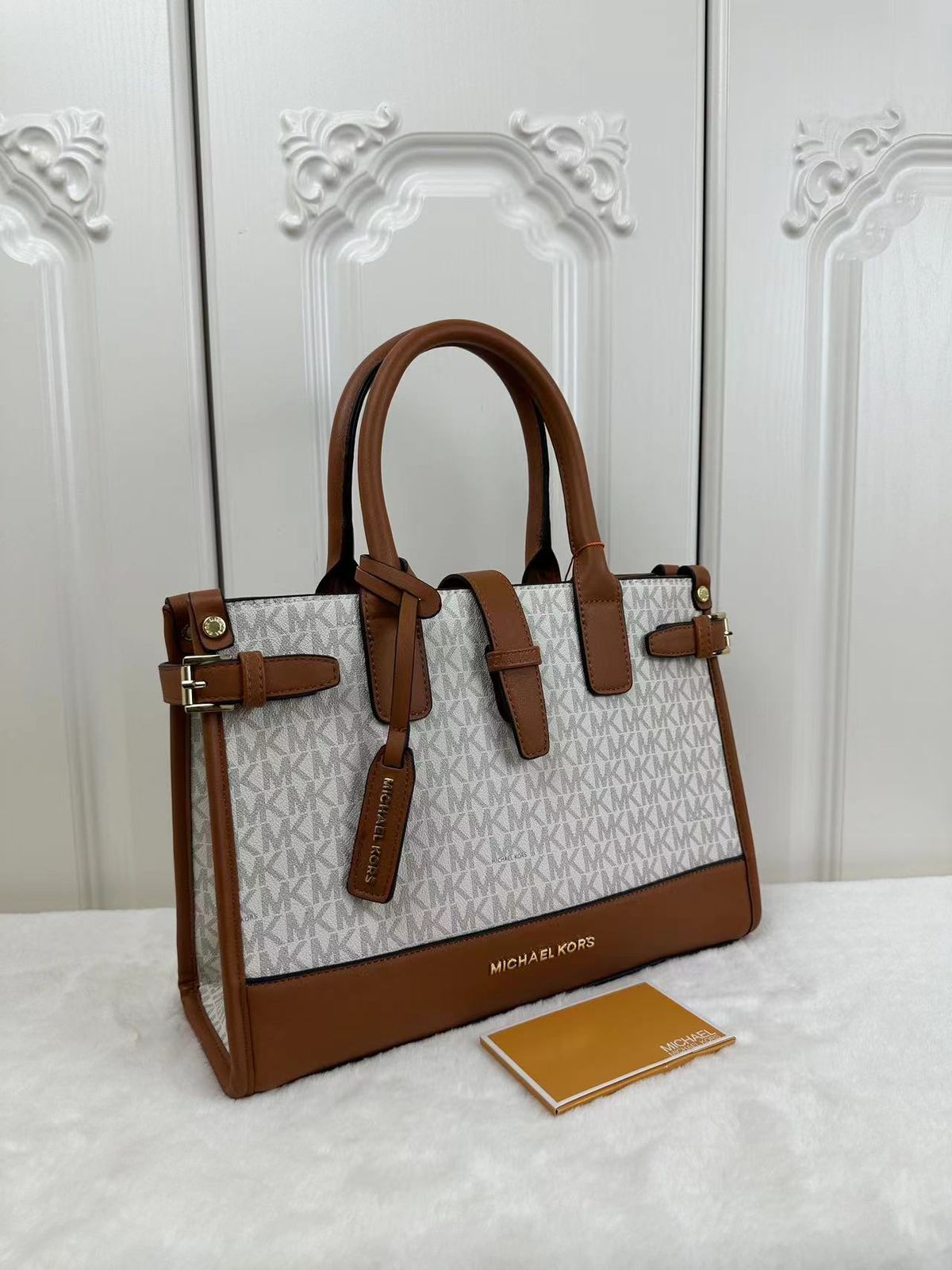 MICHAEL KORS SATCHEL BAGS