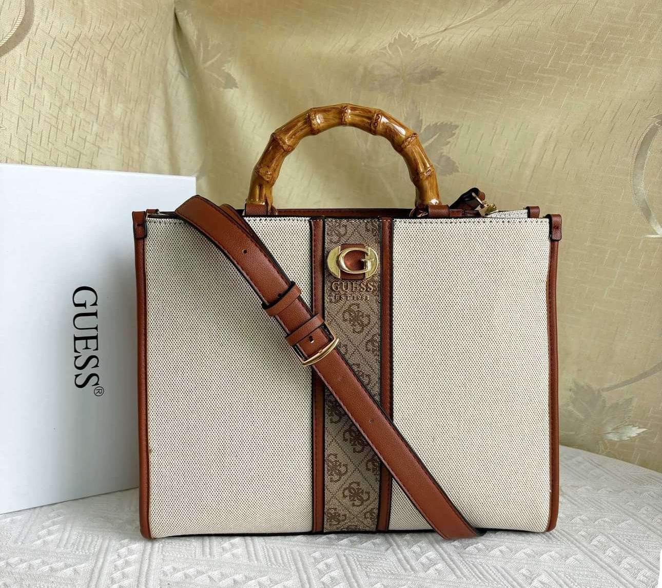 GUESS KERIMA 4G BAMBOO HANDLE TOTE BAGS