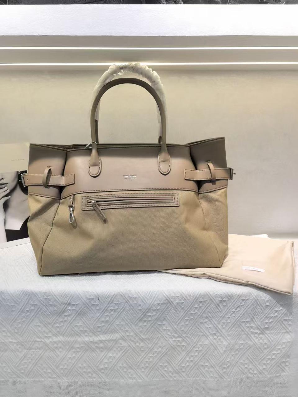 THE ROW MARGAUX 17 INSIDE OUT TOTE BAG