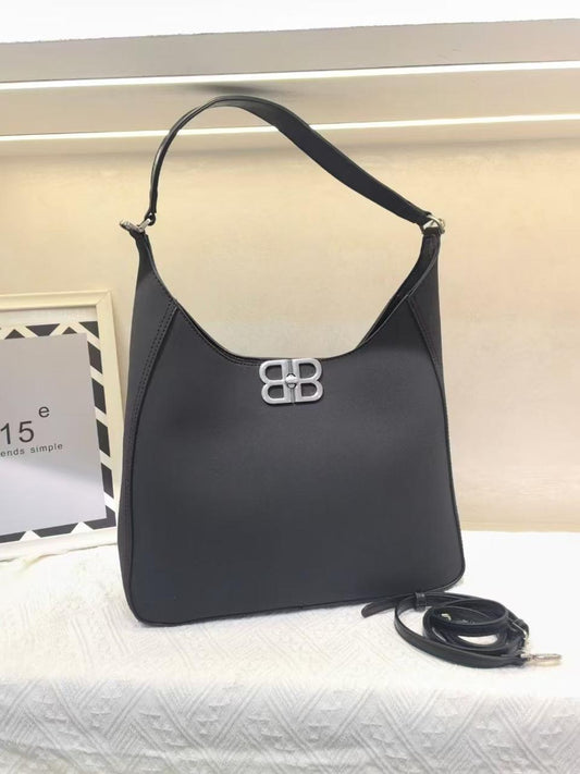 BALENCIAGA LOGO PLAQUE TOTE BAGS