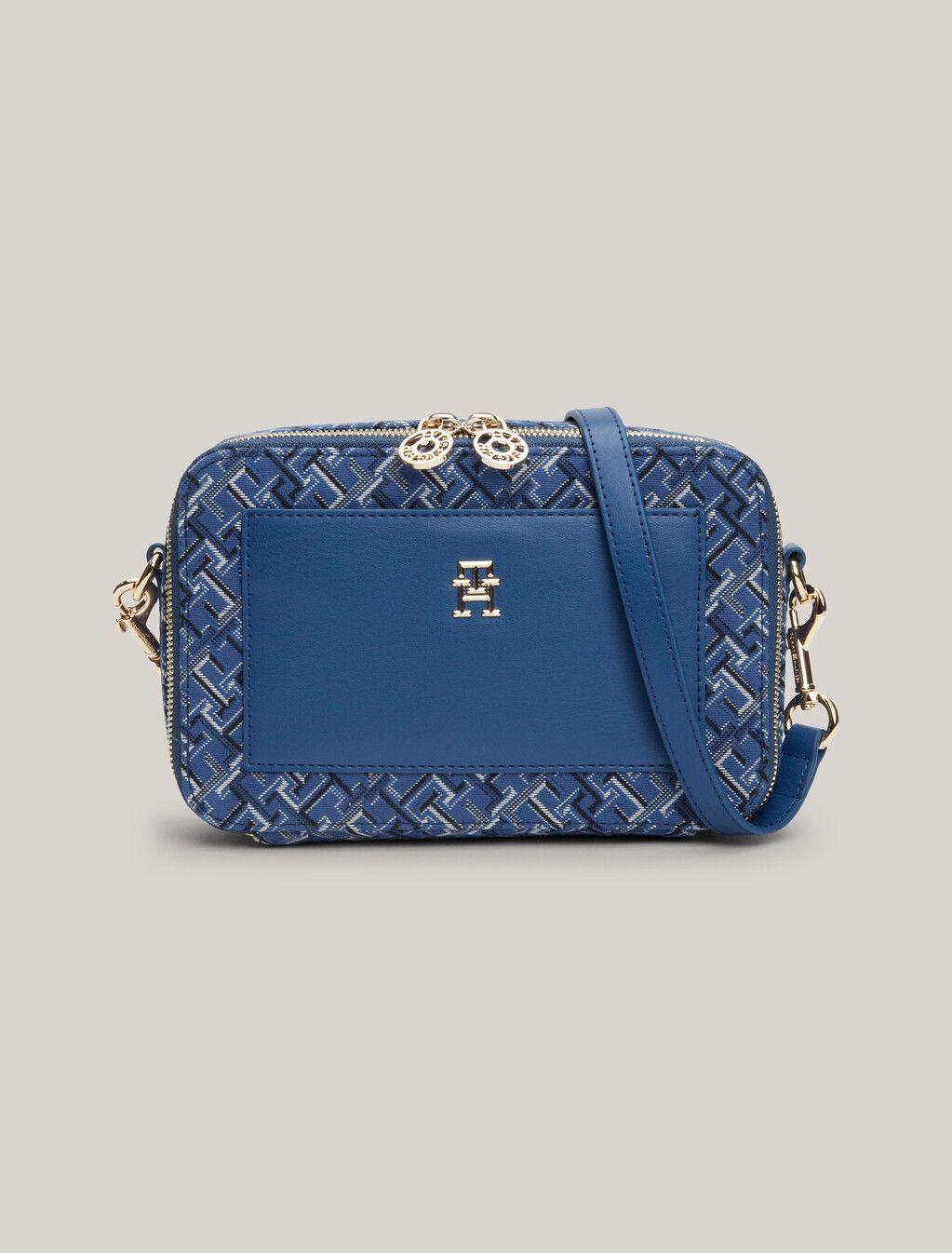 Tommy hilfiger Latest edition Camera bag