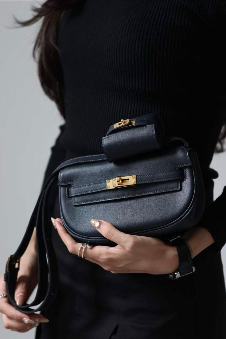 HERMES SWIFT KELLY MOOVE SLING BAGS