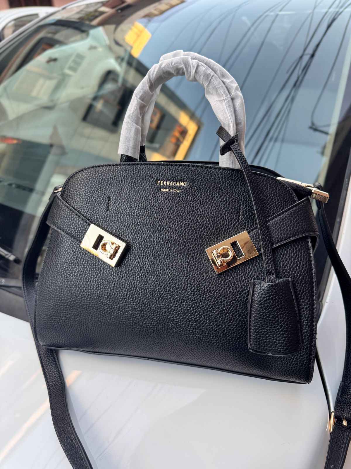 FERRAGAMO HUG HANDBAG