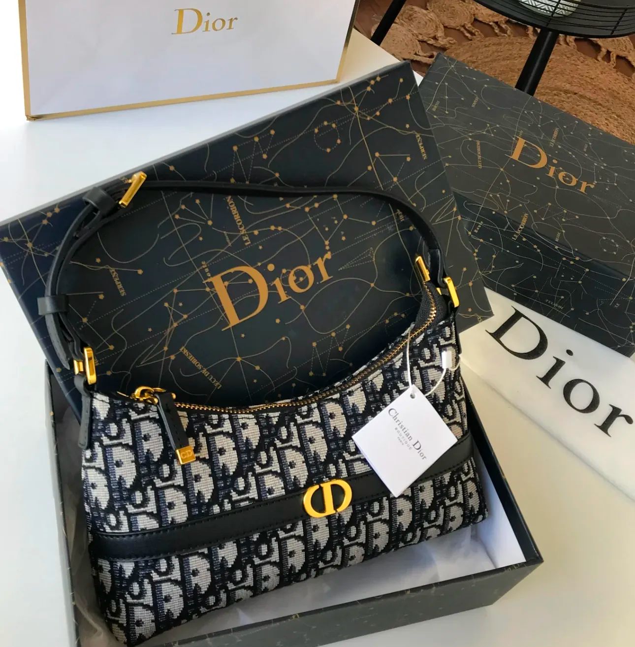 DIOR 30 MONTAIGNE SMALL HOBO SHOULDER BAG