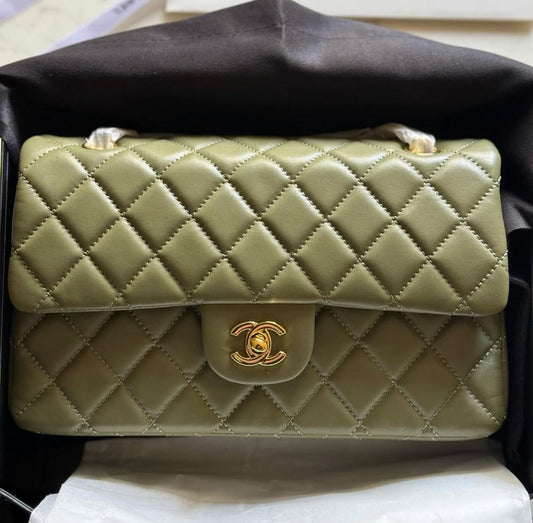 CHANEL JUMBO GREEN