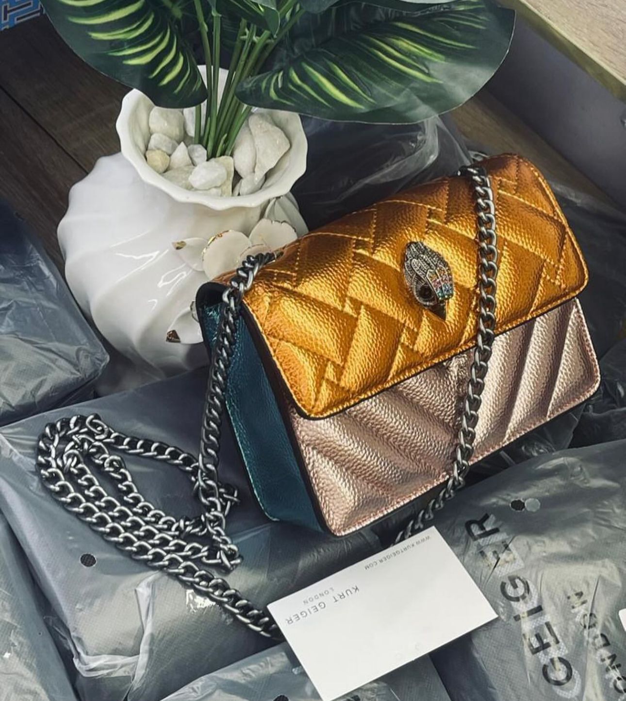 KURT GEIGER KENSINGTON CROSSBODY CHAIN SHOULDER BAG