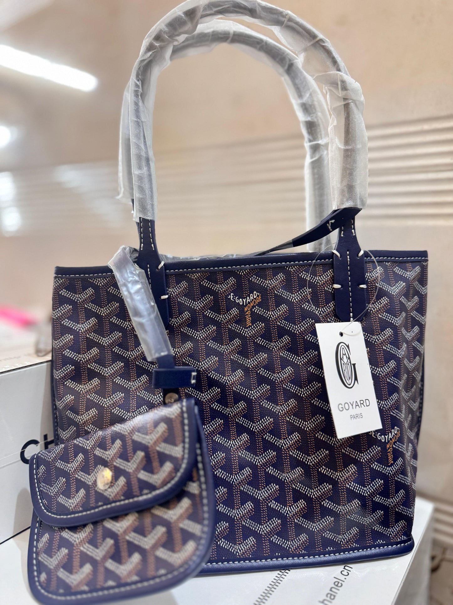GOYARD ANJOU SMALL TOTE BAG WITH POUCH