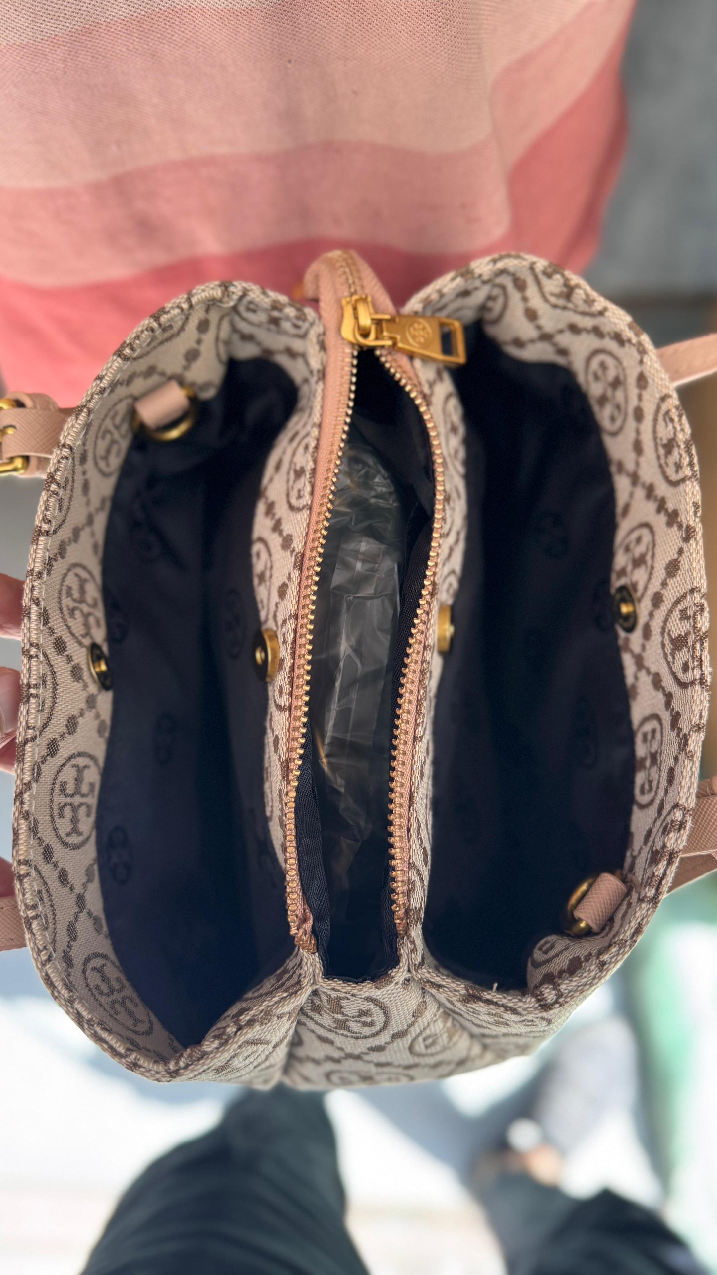 TORY BURCH ROBINSON HANDBAG