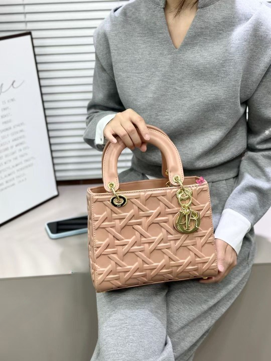 LADY DIOR NEW
