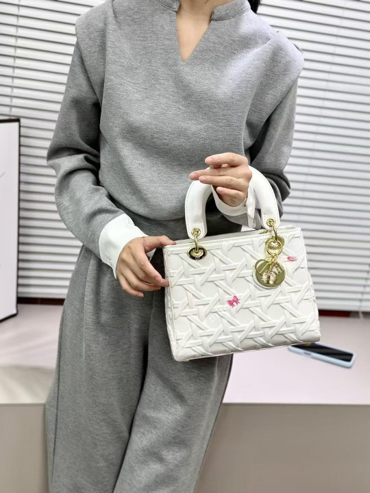 LADY DIOR NEW