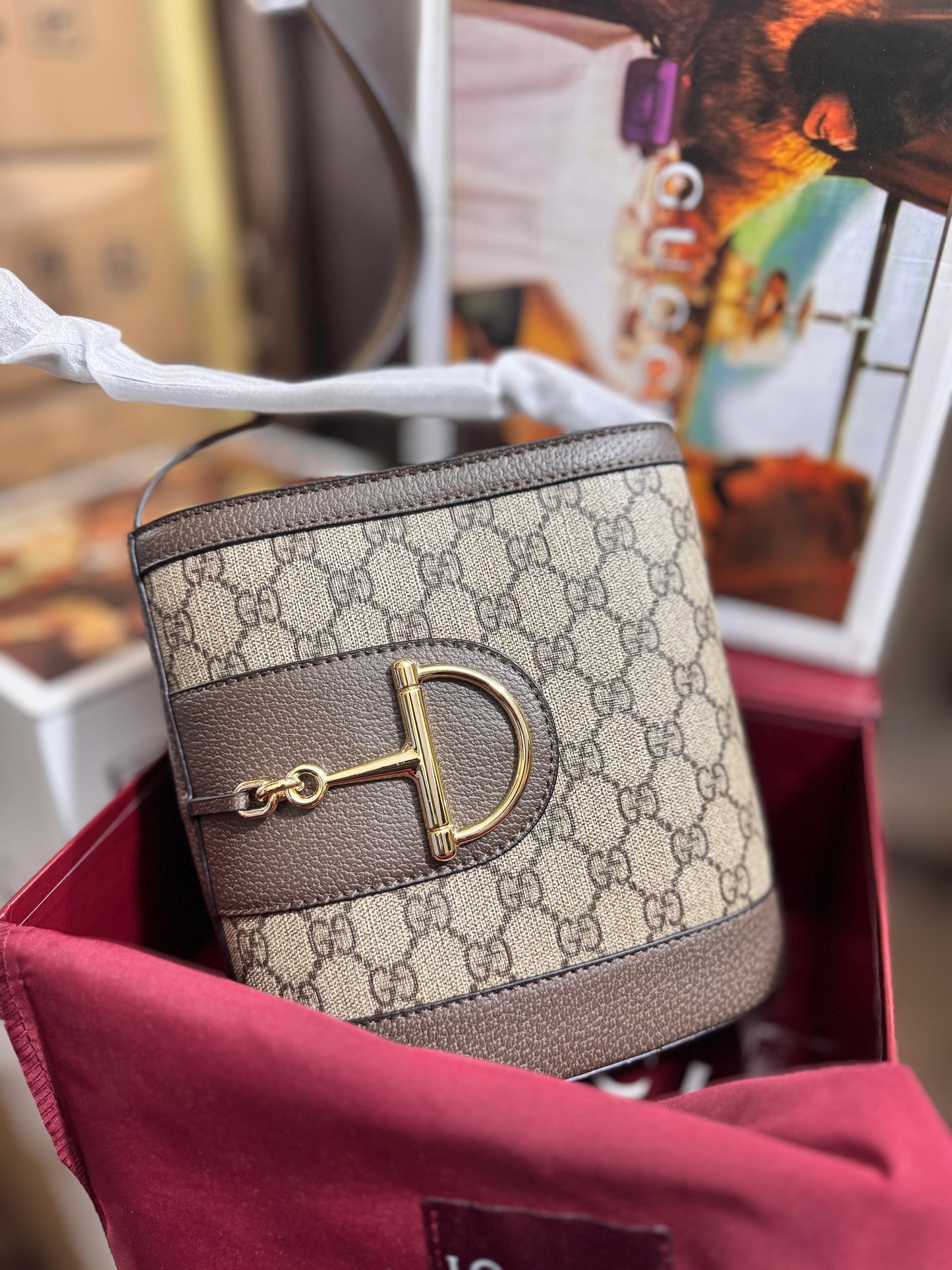 GUCCI 73 BUCKET BAG IN SIGNATURE AND PLAIN