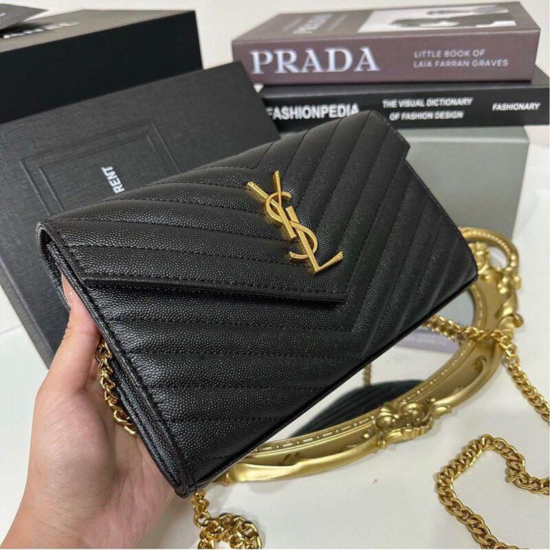 YSL ENVELOPE STYLE CHAIN WALLET/ CLUCH / SLING