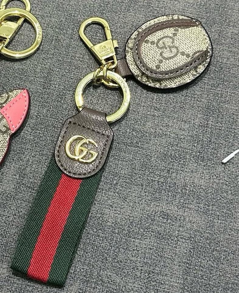 GUCCI CHARMS KEY