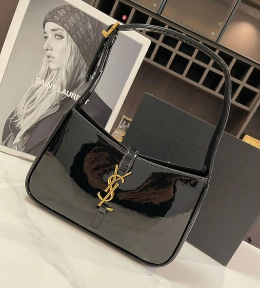YSL PATENT LE 5 a 7 SHOUDER BAGS