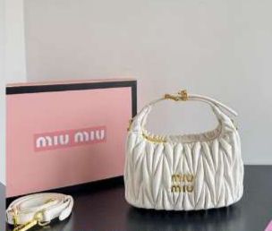 MIU MIU WANDER MATLASSE HOBO SMALL SHOULDER BAG