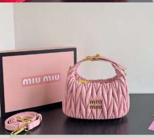 MIU MIU WANDER MATLASSE HOBO SMALL SHOULDER BAG