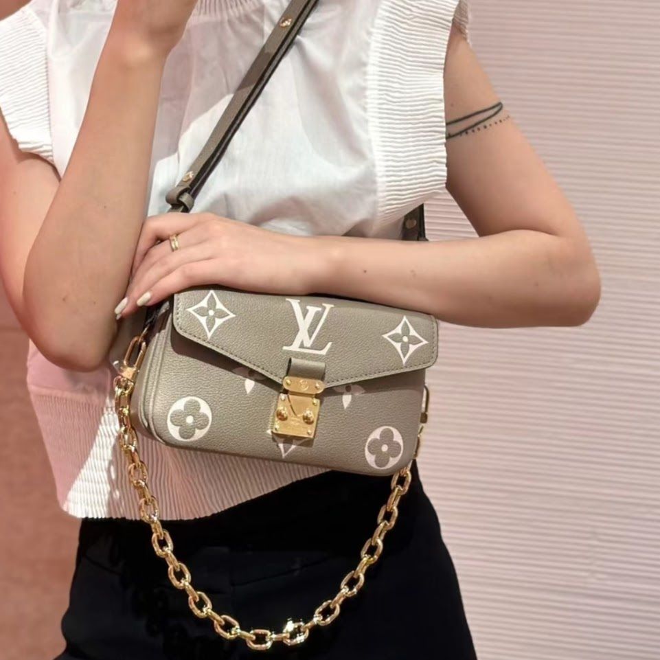 LOUIS VUITTON EAST WEST METIS POCHETTE