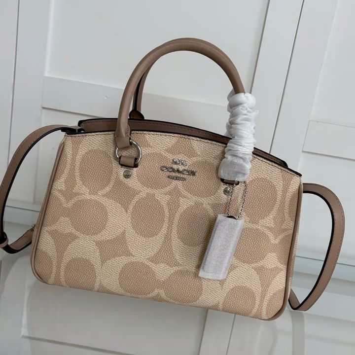 COACH SAVANNAH CARRYALL