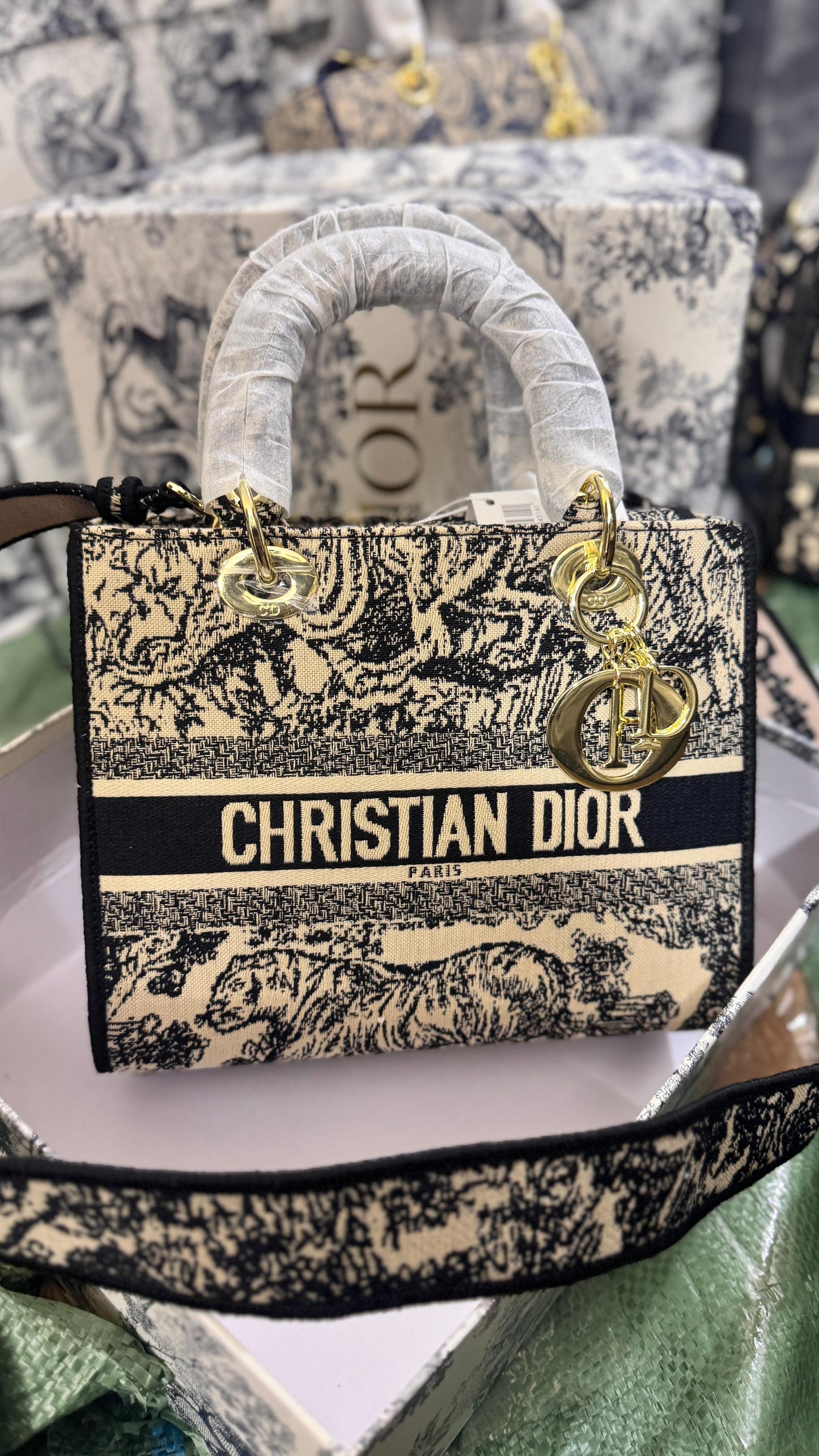LADY DIOR JACQUARD SERIES