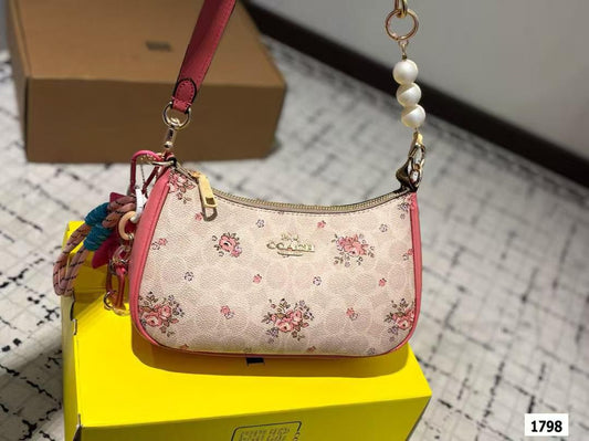 COACH TERI  FLORAL CONTRAST SHADES WITH CHARM ACCESSORY